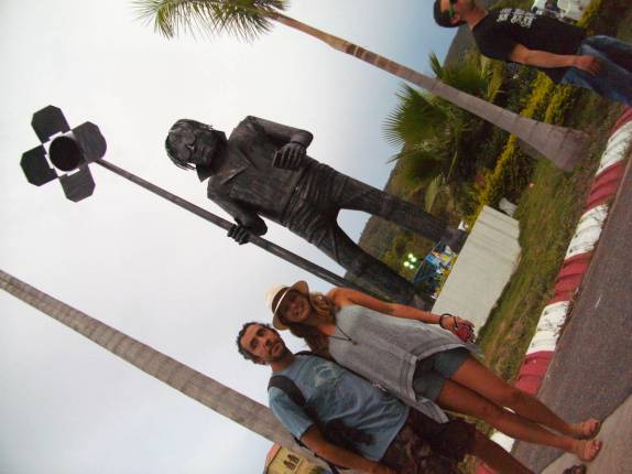 Esperando pelo show do The Hall Effect, em Girardot, na Colômbia